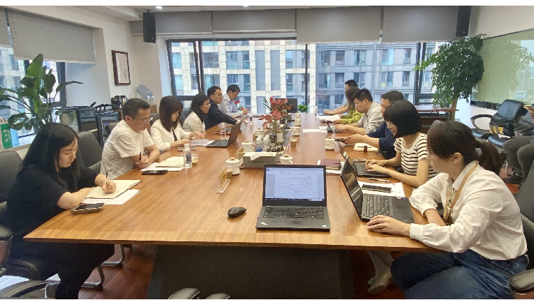 管理公司召开重要参控股企业座谈会